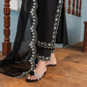 Embroidered Black Suit 3 Pcs Elegant Women's Stitched Attire - Image 3