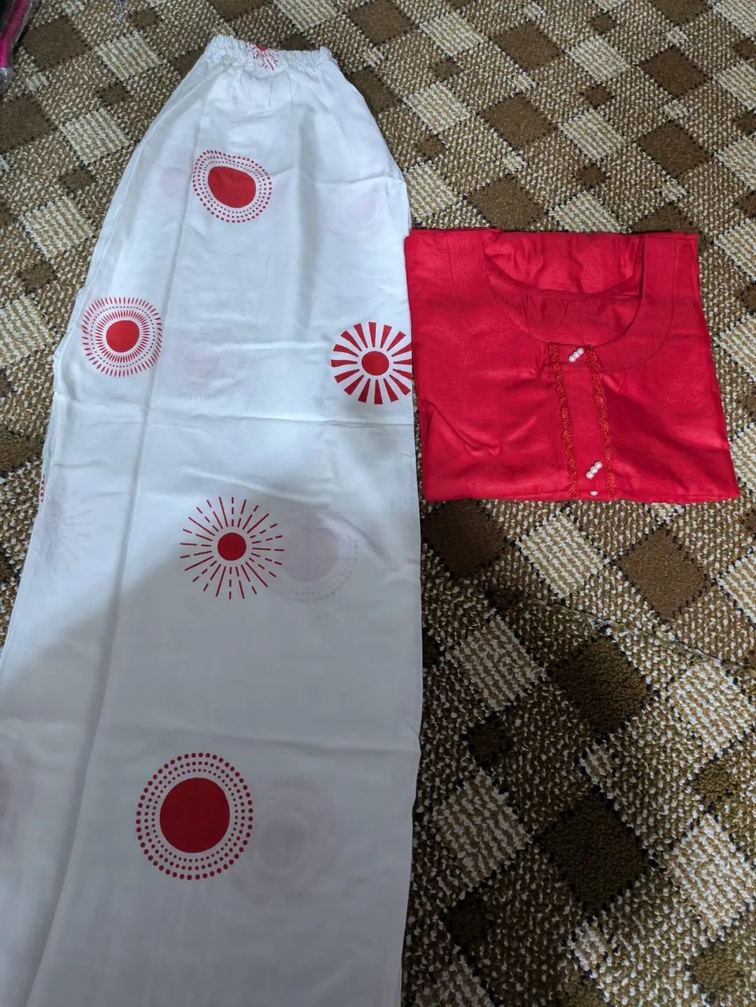 2 Pcs Women's Stitched Linen Plain Shirt And Trouser - Image 2