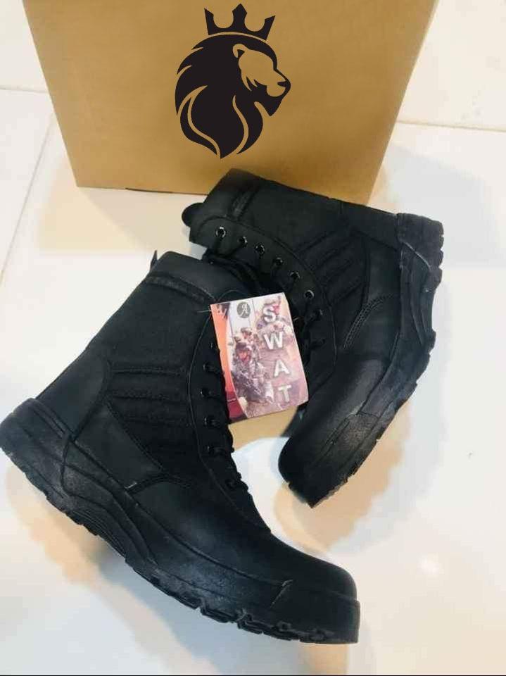 Men's Black Rubber Army Boots with Ankle Height & Durable Sole - Image 4