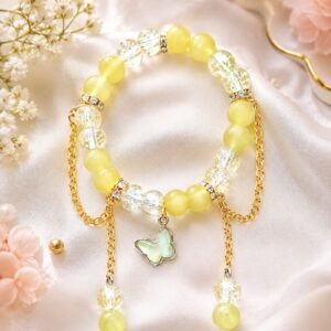 Alternative view of Butterfly With Gold-Chain Breslate